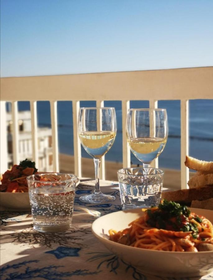 Appartamento La Terrazza Sul Tirreno Nettuno Esterno foto